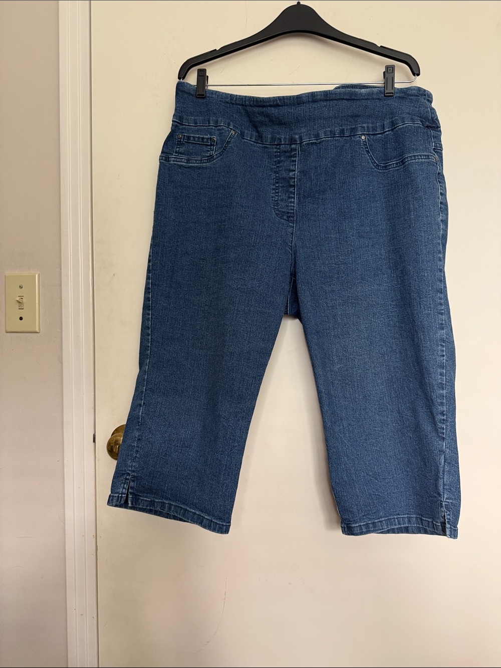 Ruby Rd. Mid-Dark Blue Cropped Pull-On Jeans - Picture 1 of 6